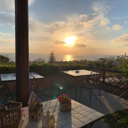 La Terrazzina Sul Tramonto Bed & Breakfast Forio di Ischia Eksteriør bilde