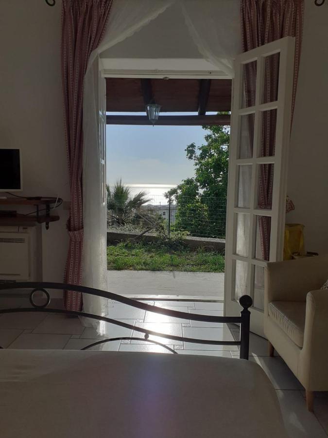 La Terrazzina Sul Tramonto Bed & Breakfast Forio di Ischia Eksteriør bilde