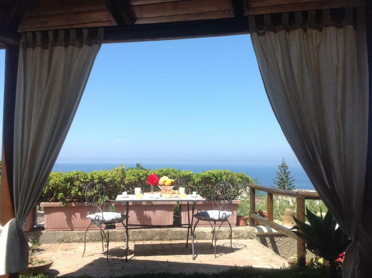 La Terrazzina Sul Tramonto Bed & Breakfast Forio di Ischia Eksteriør bilde